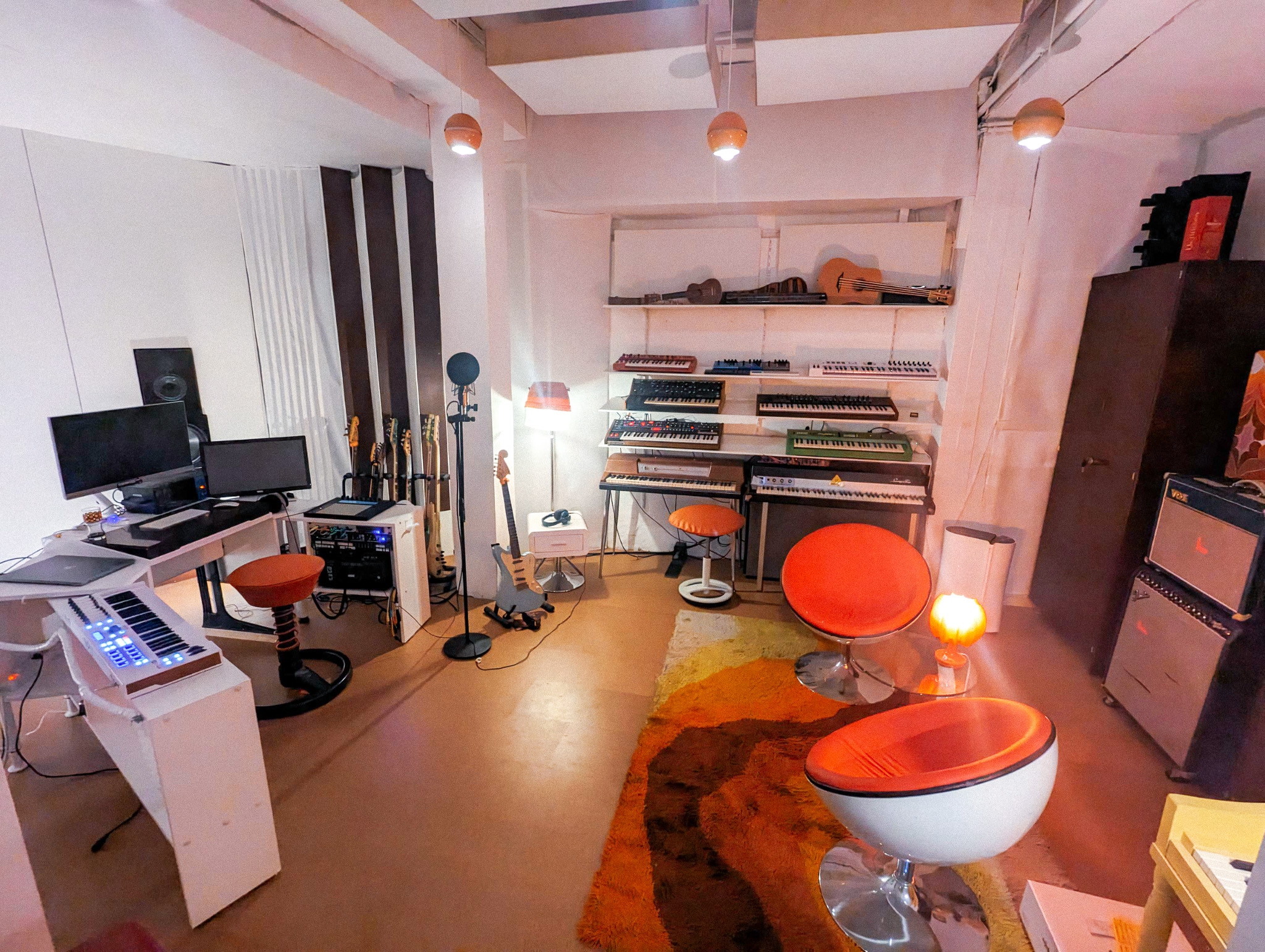 Studio A weit